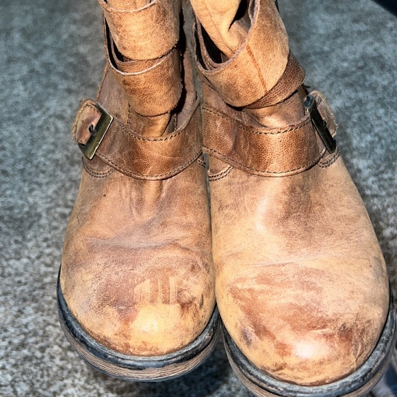 Leather Steve Madden Booties - Picture 2 of 4
